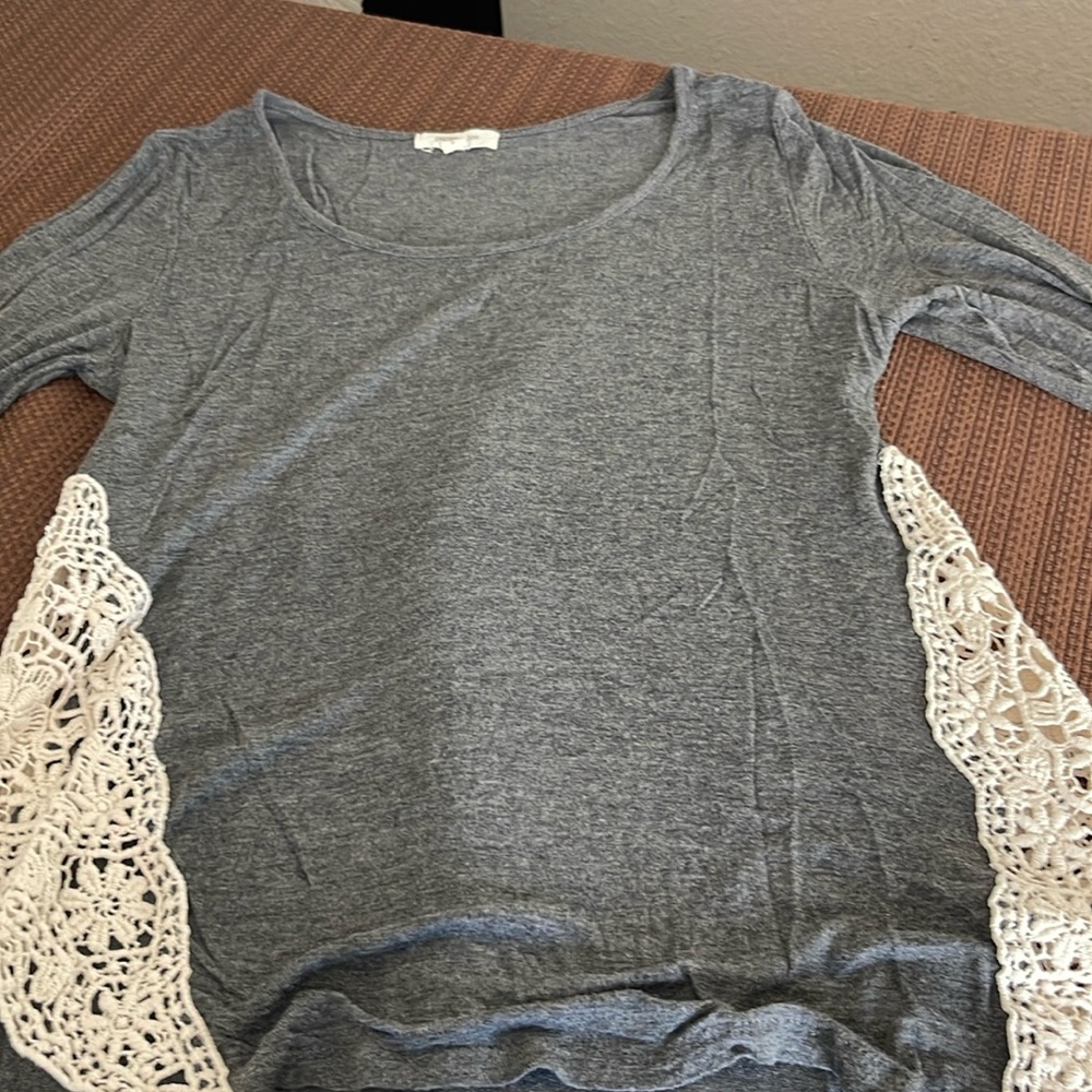 Women’s long sleeve lace shirt Paper Tee, size Lg, gray, lace on both sides